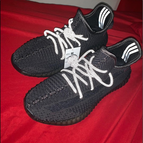 auc soleaddict adidas YEEZY BOOST 350 V2 STATIC